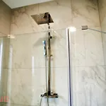 شقة Ellby - Penthouse - Hostaid شيوفوك