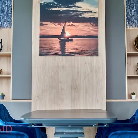 Lejlighed Ellby - Penthouse - Hostaid *