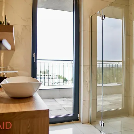 Lejlighed Ellby - Penthouse - Hostaid Siófok