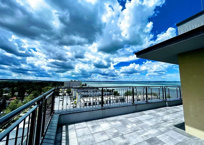 Apartmán Ellby - Penthouse - Hostaid Siófok
