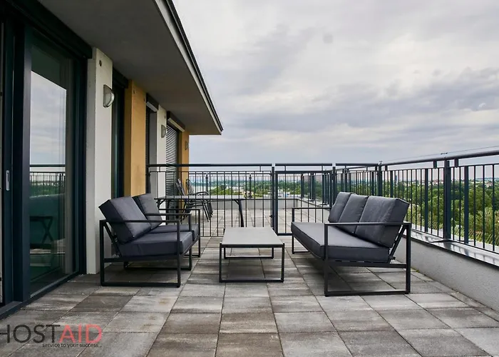 Ellby - Penthouse - Hostaid